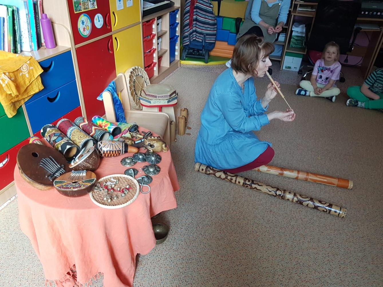 SOVIČKY: ,,MUZIKOTERAPIE" - 1