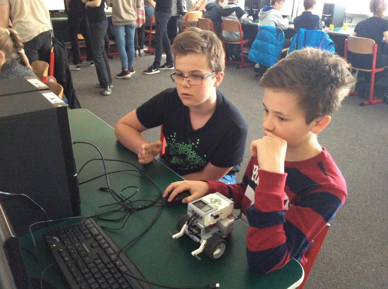 Sedmáci na TECHNOhrátkách - 17