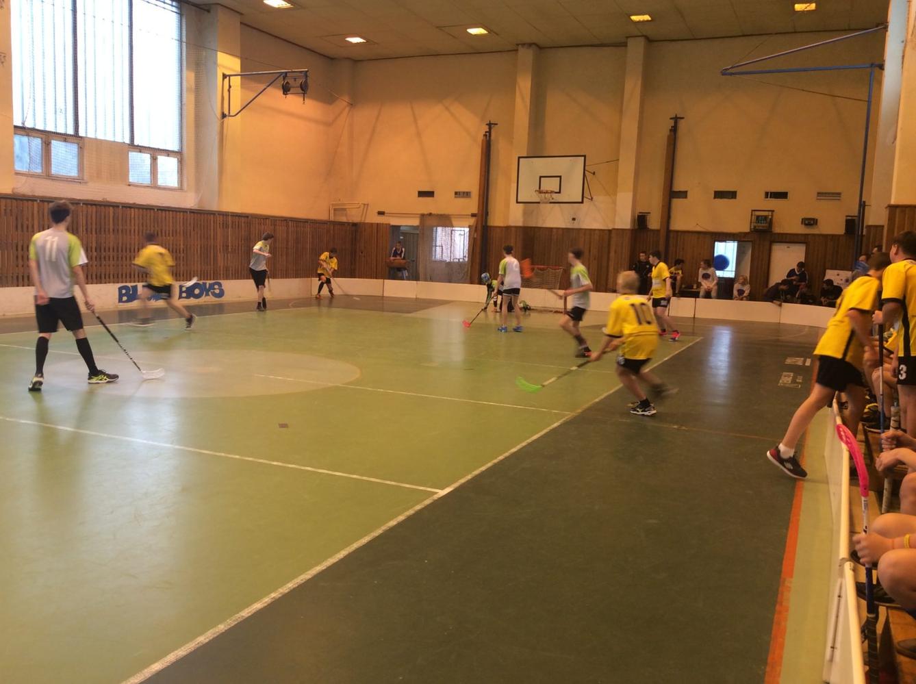 Postup florbalistů do kraje - 11