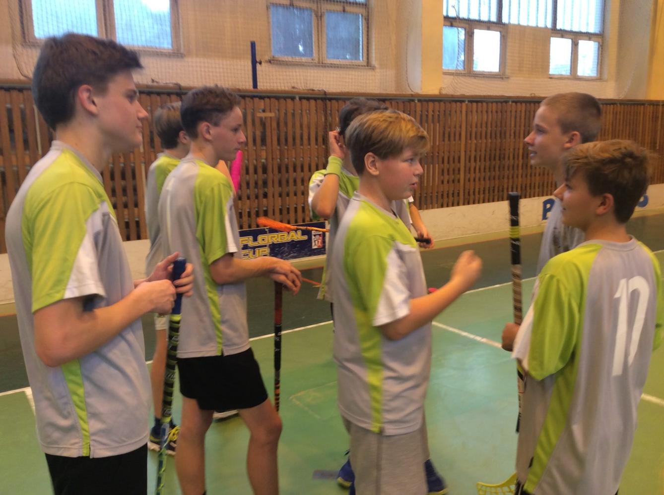 Postup florbalistů do kraje - 19