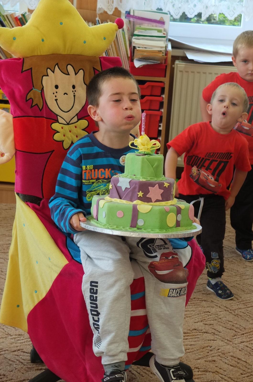 Narozeniny dětí- rok 2017/18 - 43