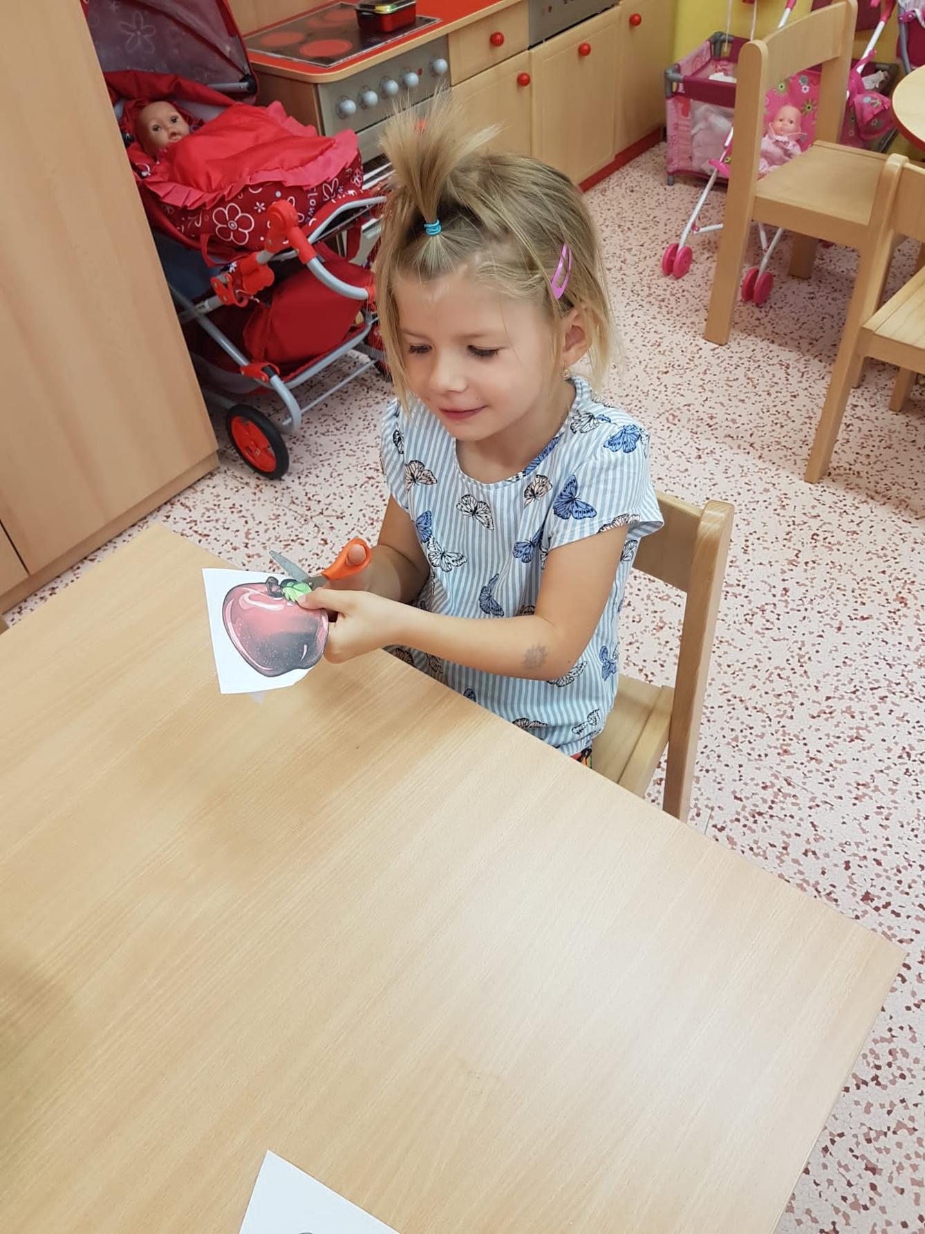 SOVIČKY: ,,ČAS JABLÍČKOVÉ VŮNĚ" - 4