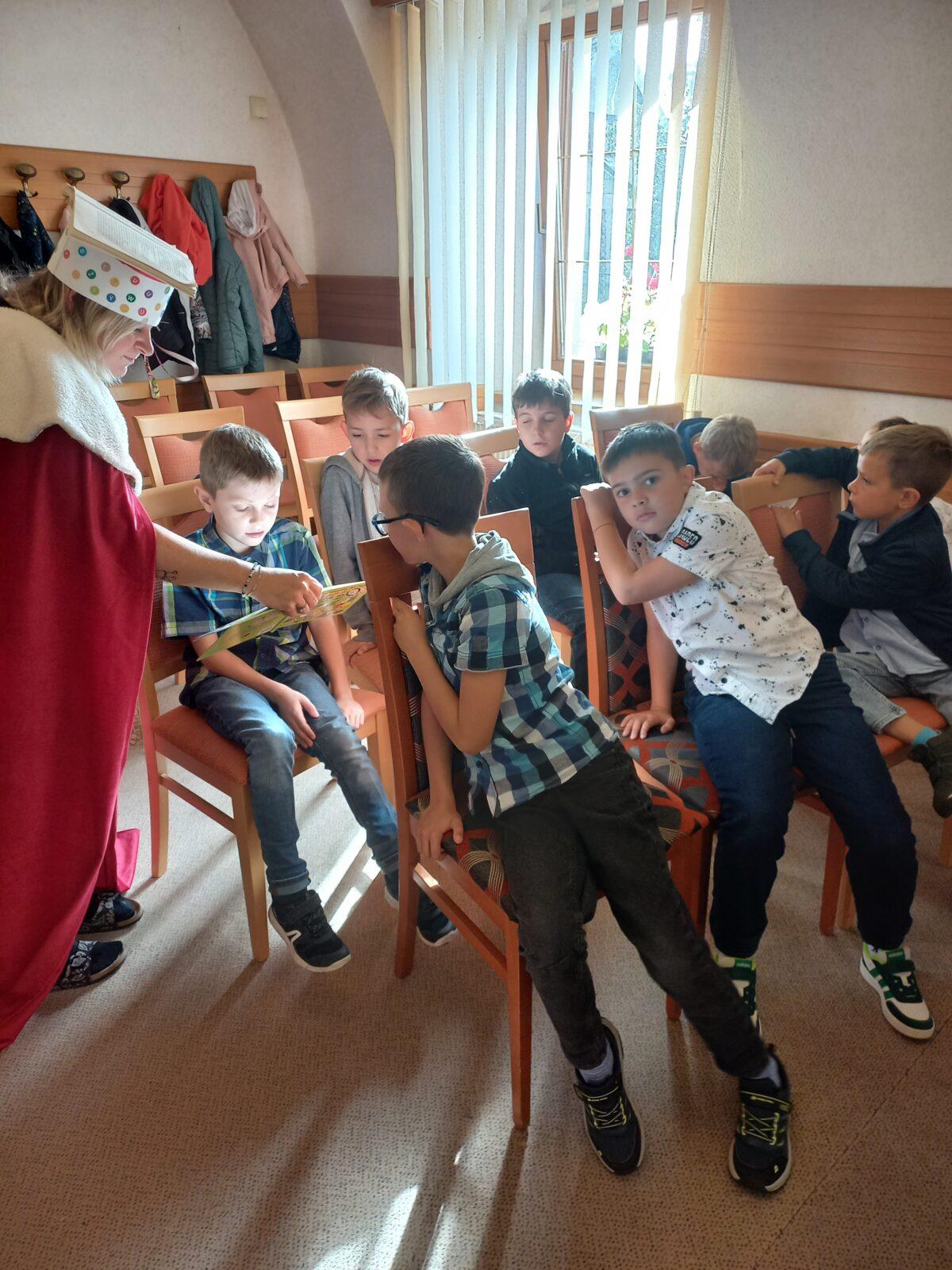 Pasování druháčků na čtenáře - 13