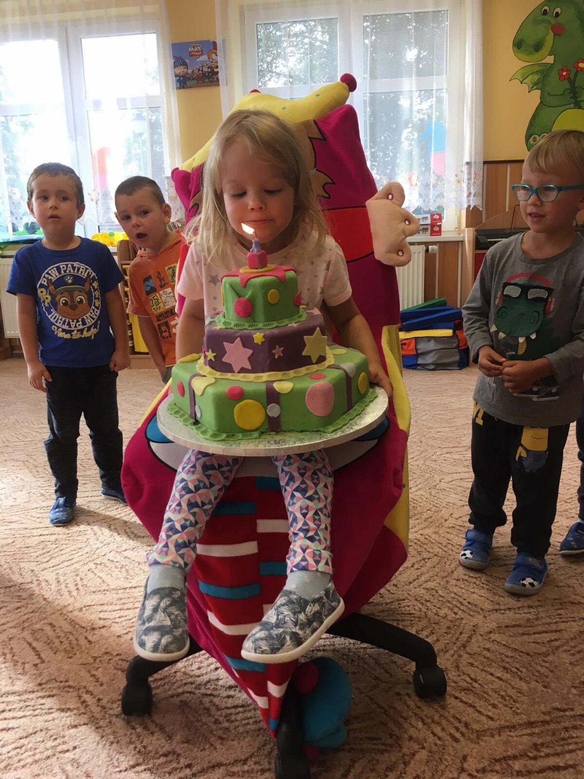 Simonka má narozeniny - 3