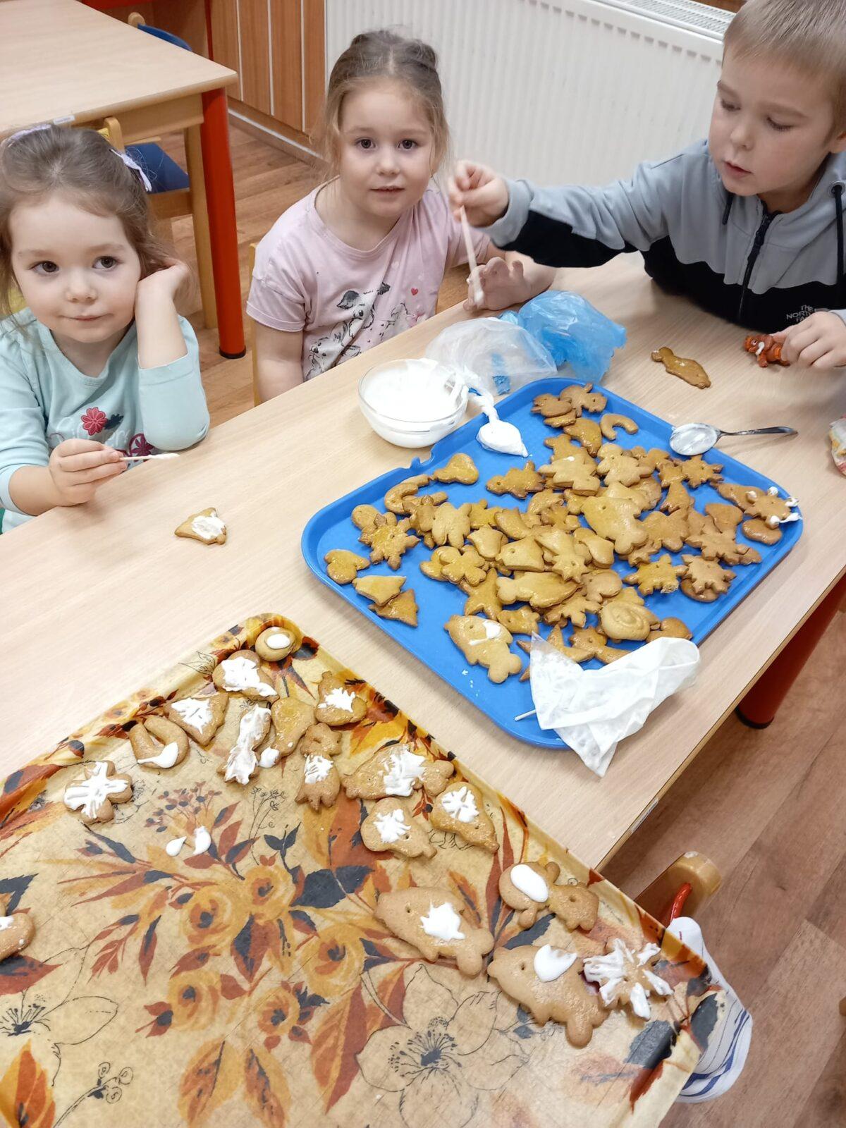 zdobení perníčků - 1