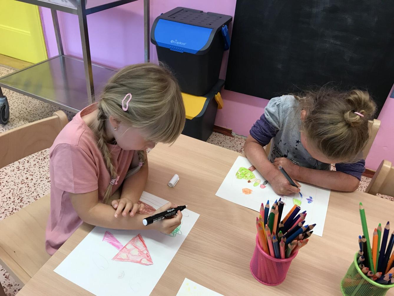 SOVIČKY: ,,LES" - 8