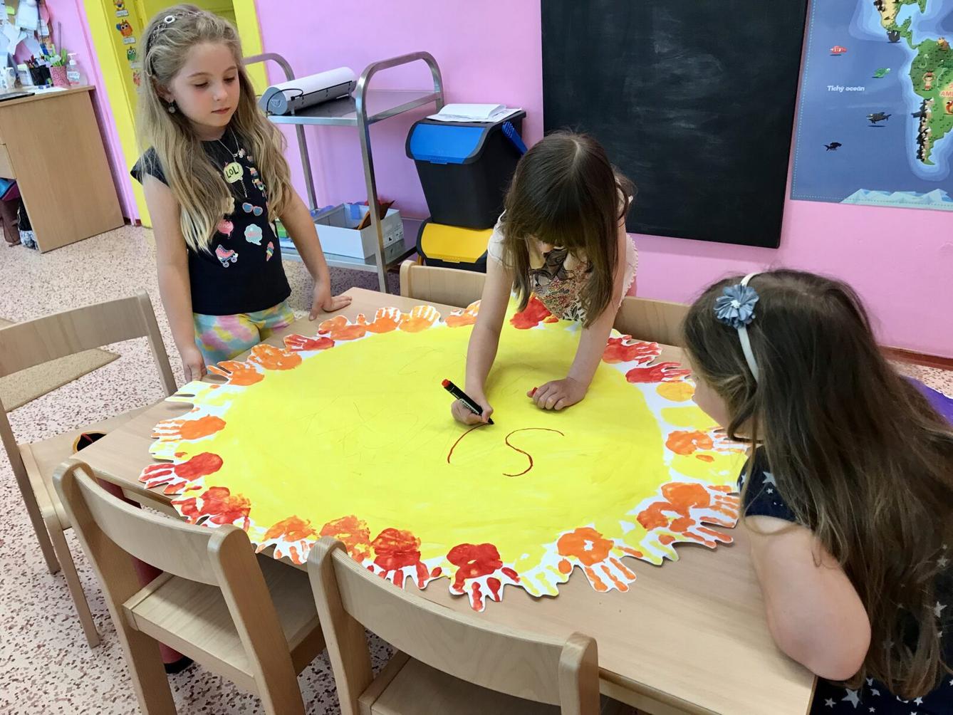 SOVIČKY: ,,DĚTI MAJÍ SVÁTEK" - 8