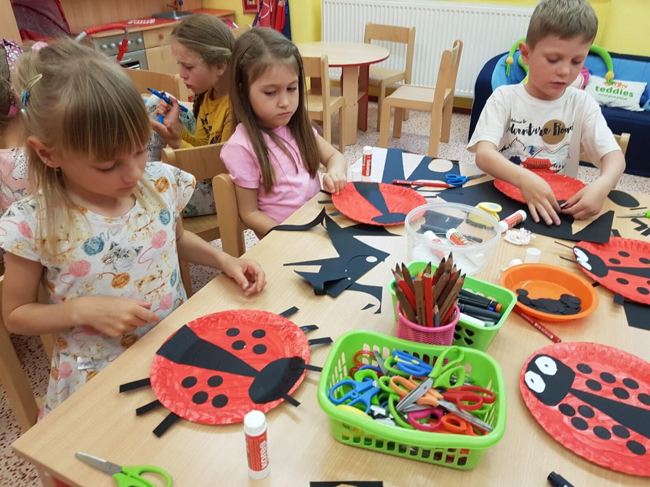 SOVIČKY: ,,JARNÍ LOUKA" - 15