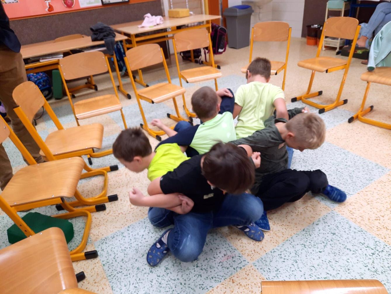 25. 10. Jsme parta - 15