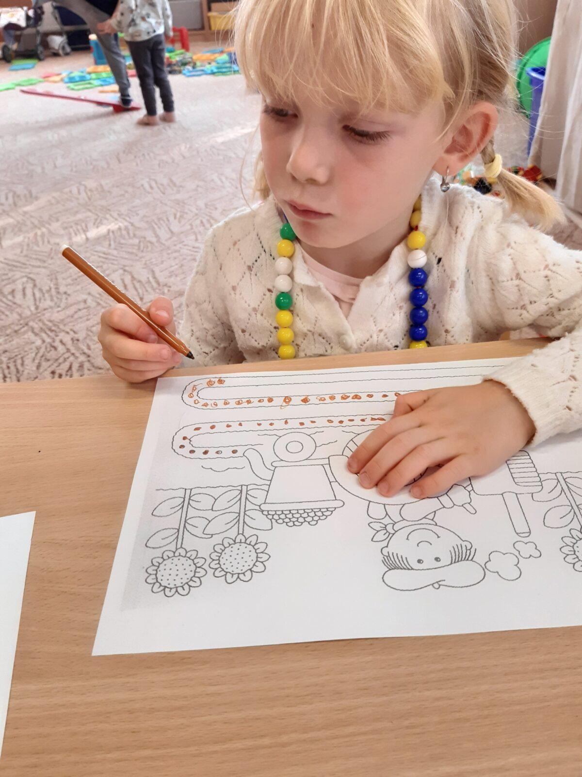 ŘÍJEN - DRÁČCI - 17