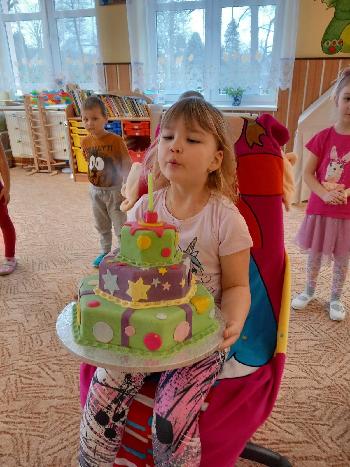 Nicolka slaví narozeniny - 6