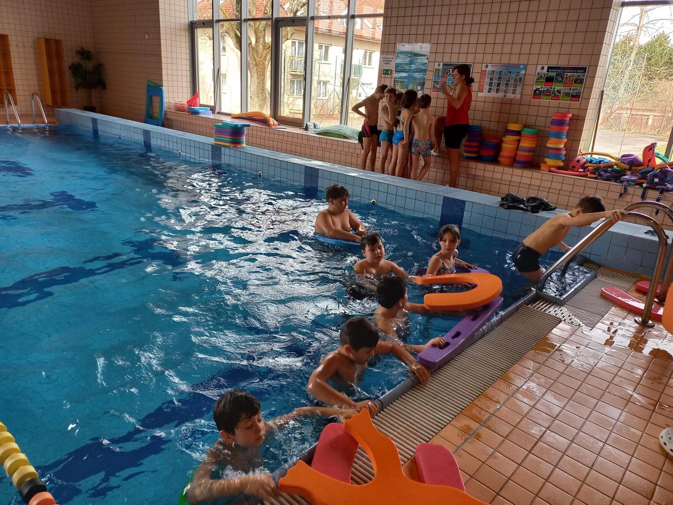 Plavání 2., 3. a 4. třída - 1