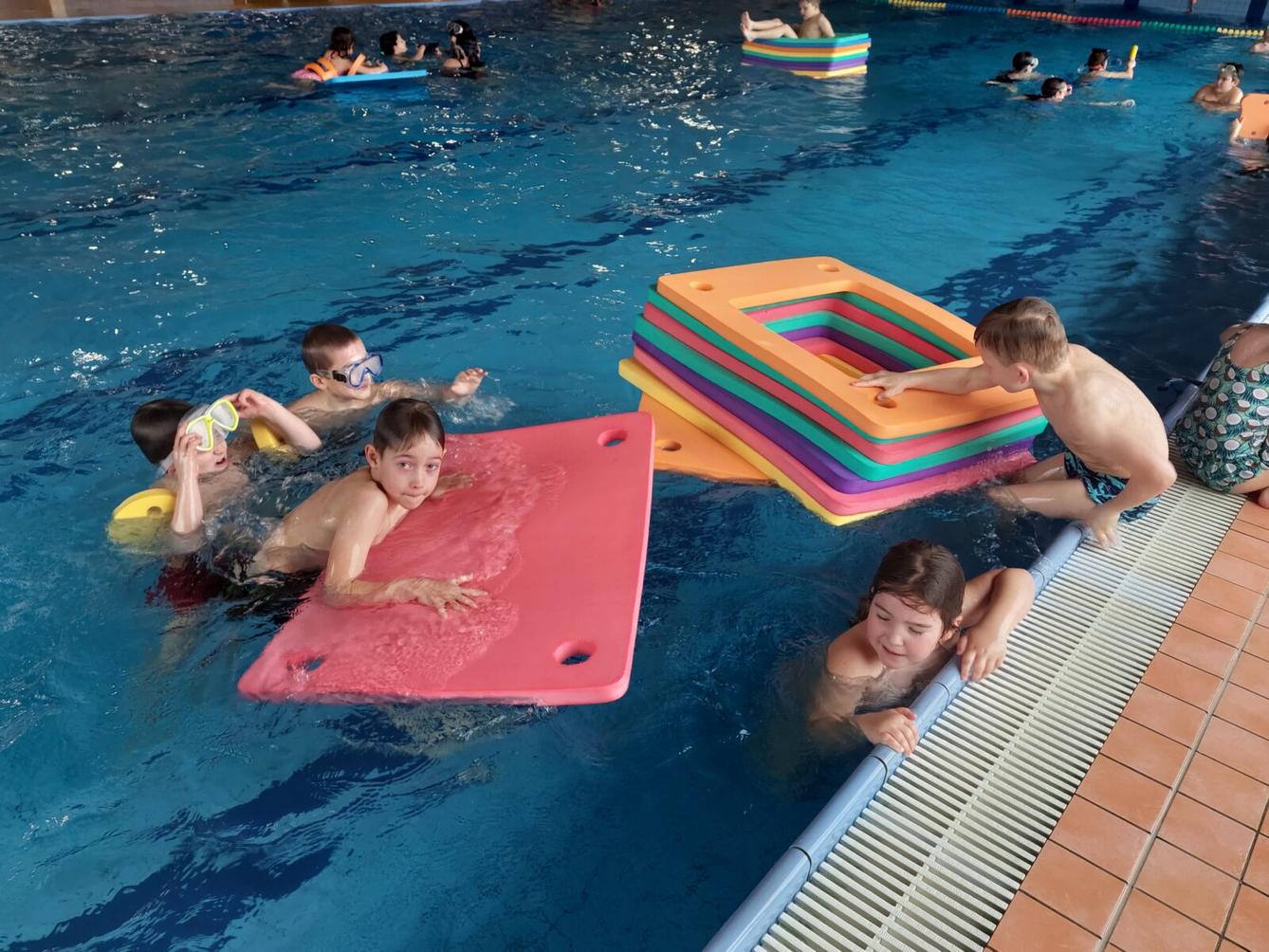 Závěrečná lekce plavání - 1. A,1.B + 5. třída - 7