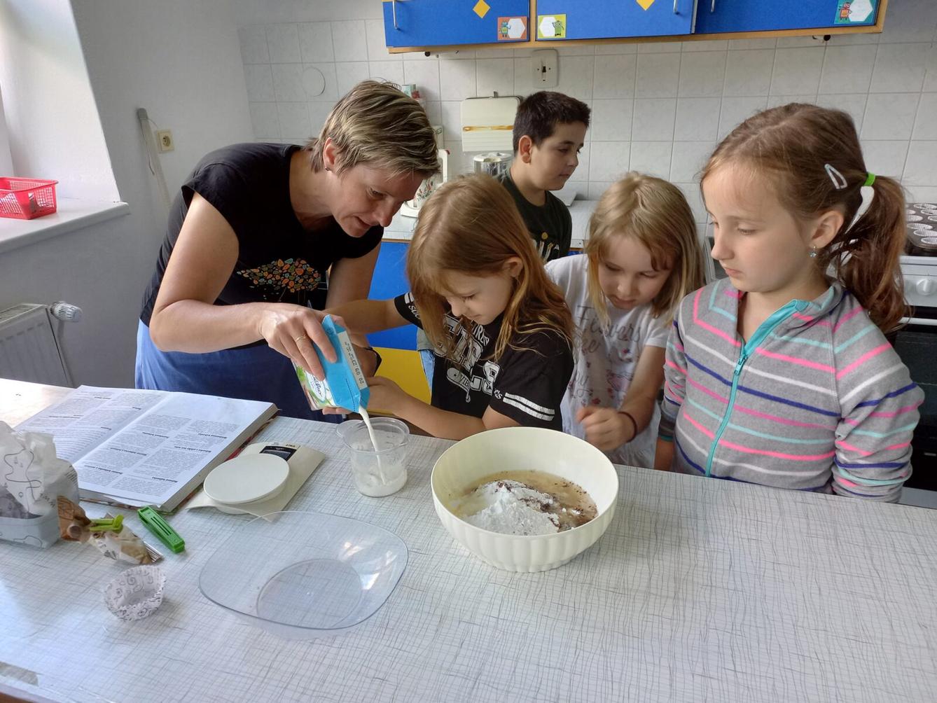 Druháčci pečou pro tatínky - 8