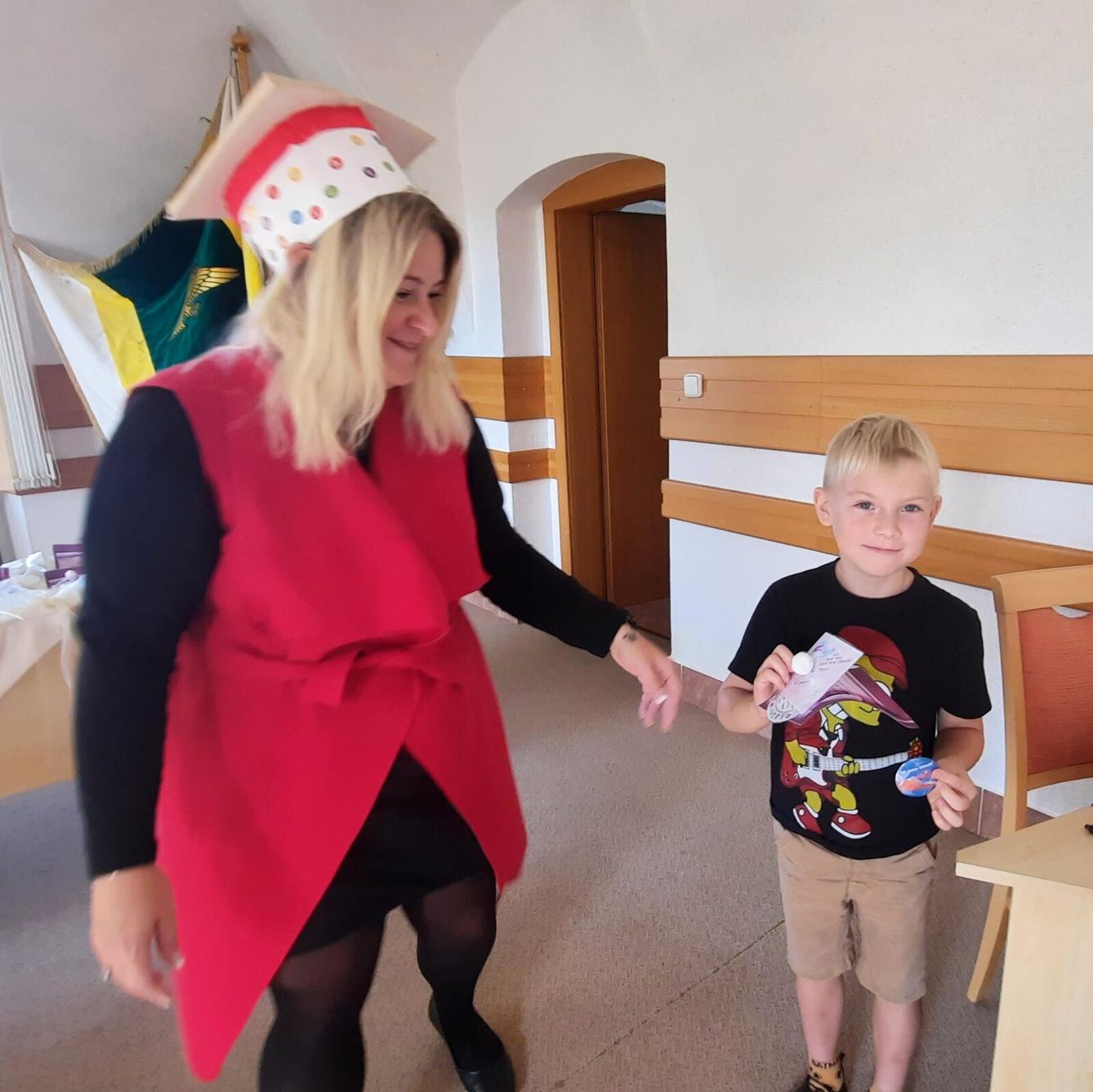 18. 9. Pasování na čtenáře, 2.B - 55