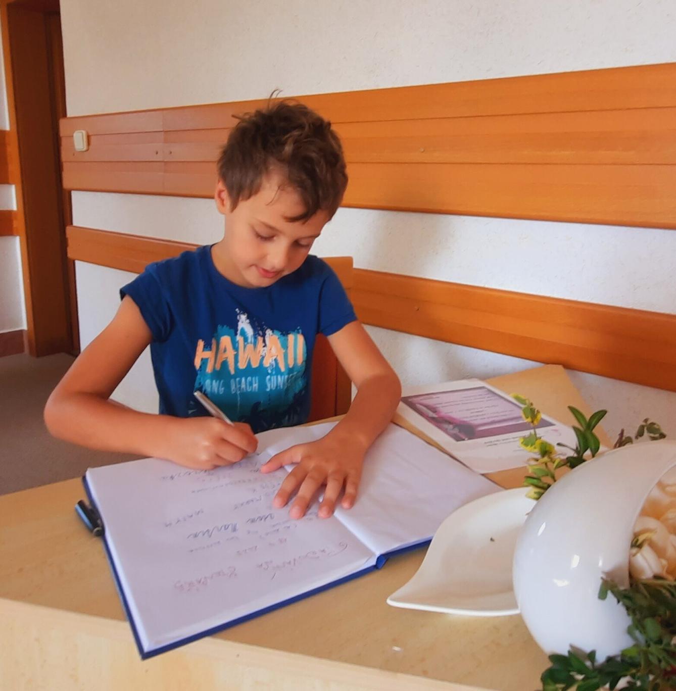 18. 9. Pasování na čtenáře, 2.B - 66