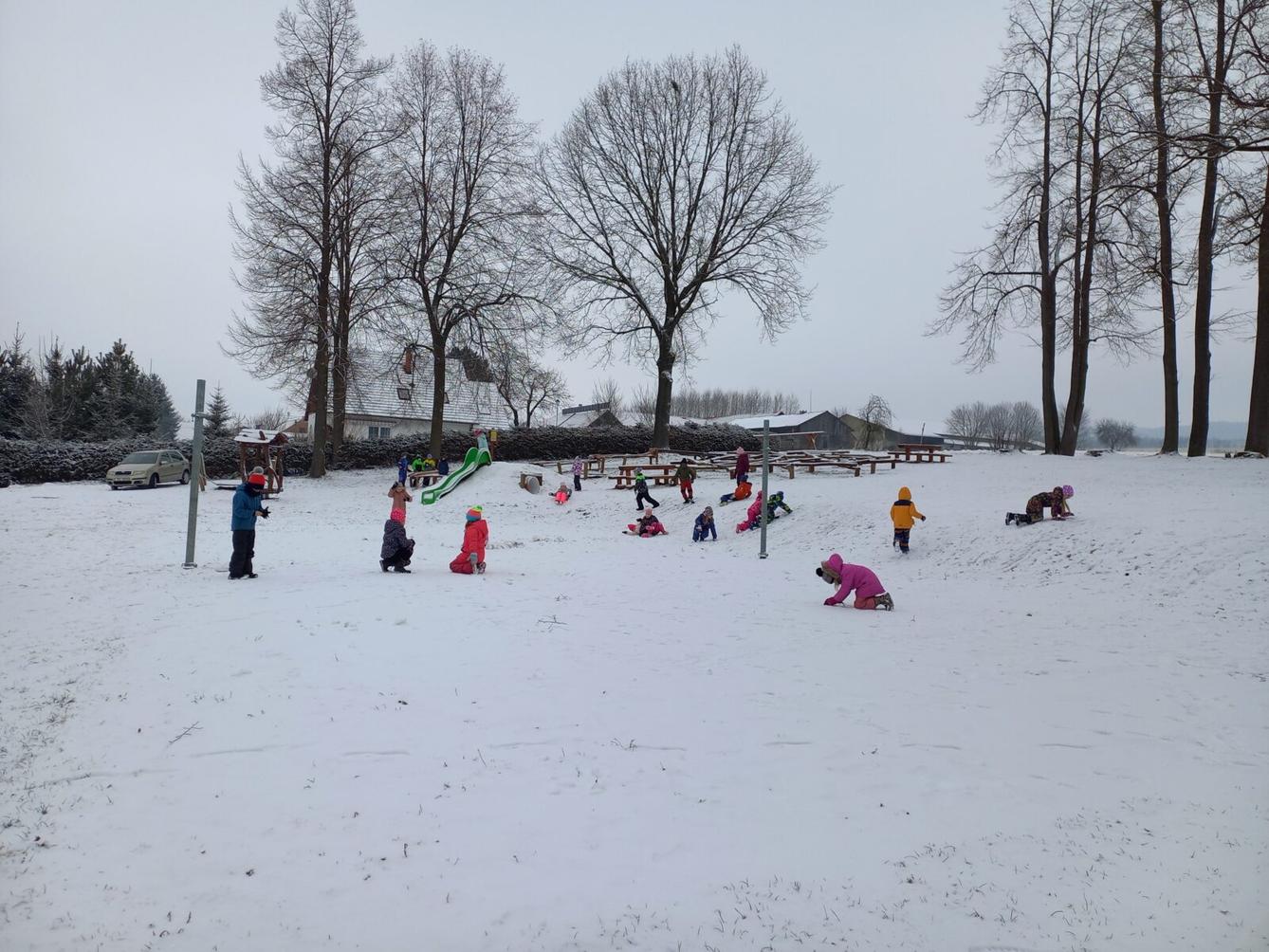 Prvňáčci na sněhu - 3