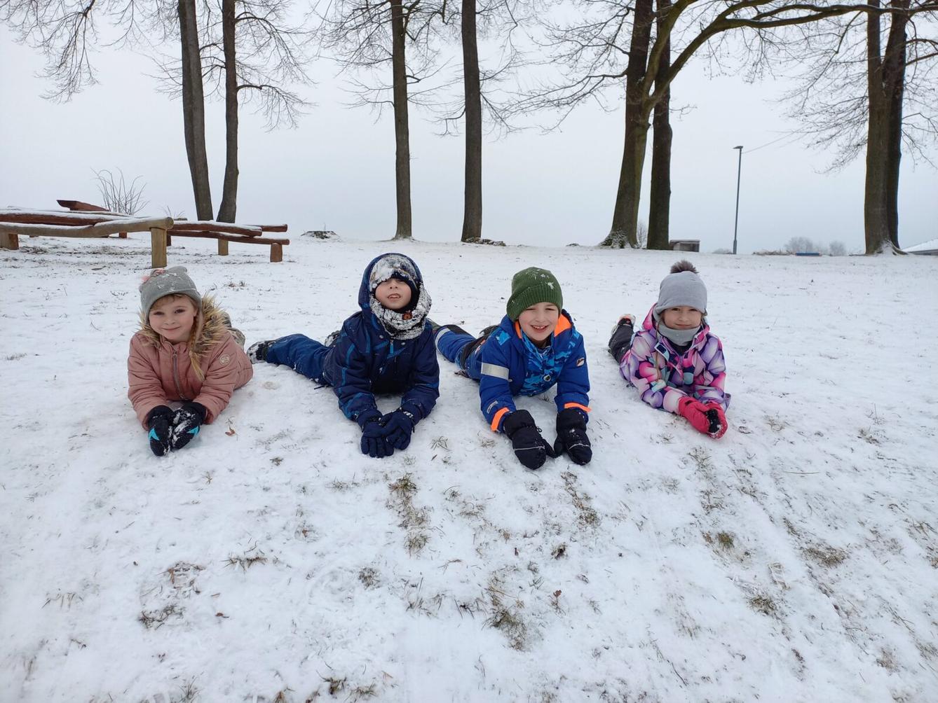 Prvňáčci na sněhu - 6