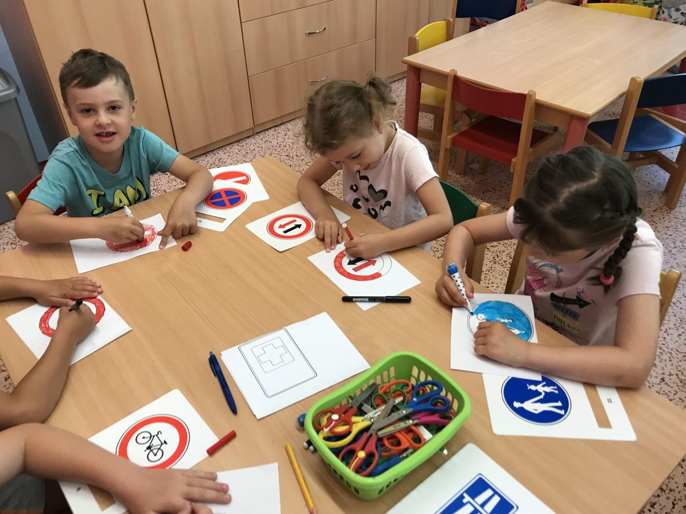 SOVIČKY: ,,AUTÍČKOVÁ ŠKOLKA" - 15