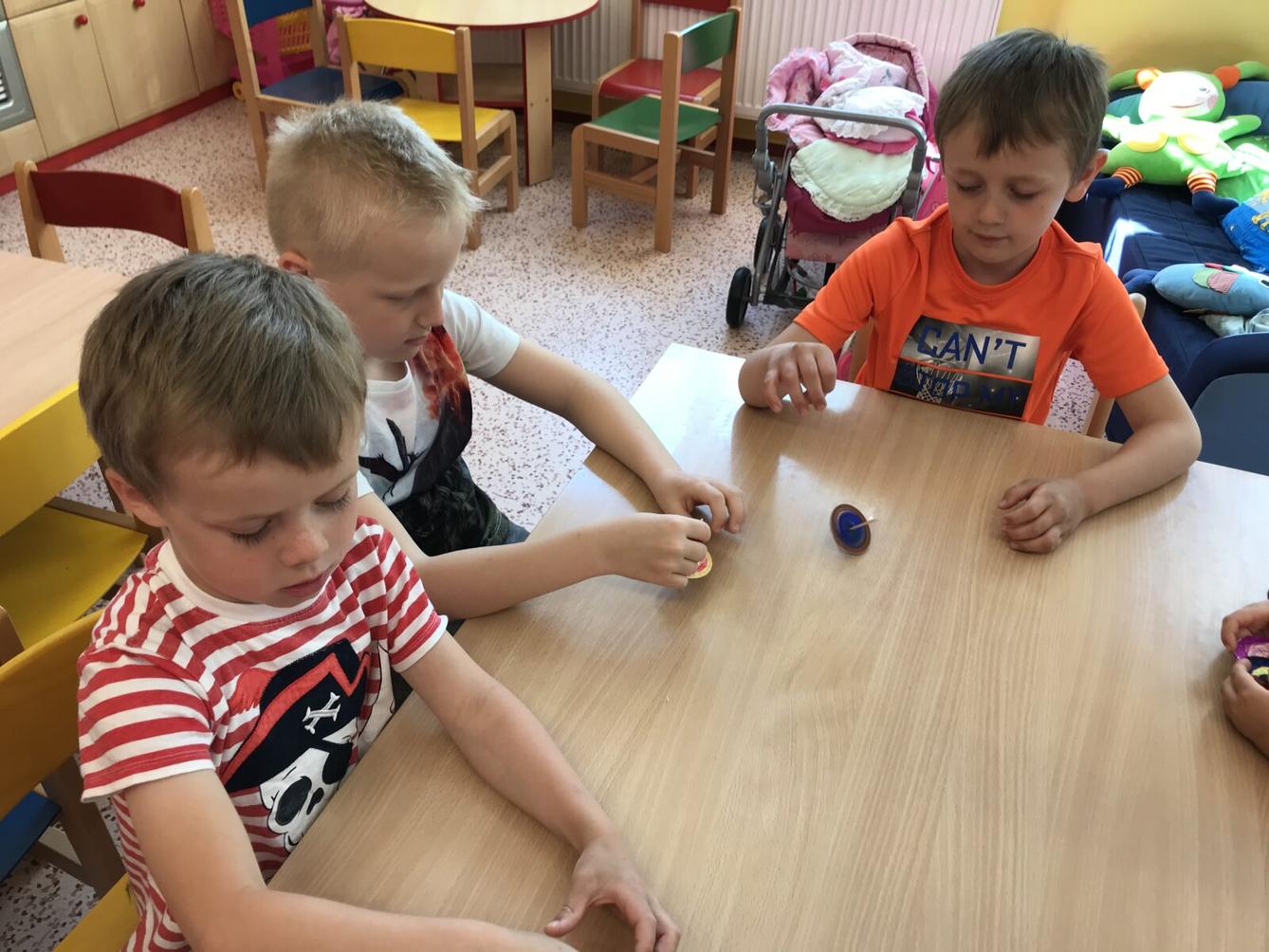 SOVIČKY: ,,DĚTI MAJÍ SVÁTEK" - 16