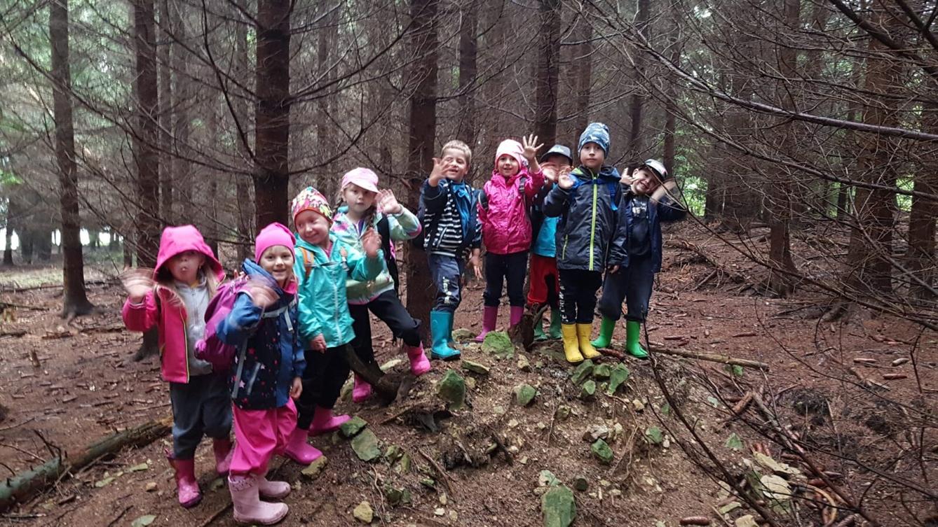 SOVIČKY: ,,VÝPRAVA DO LESA" - 19