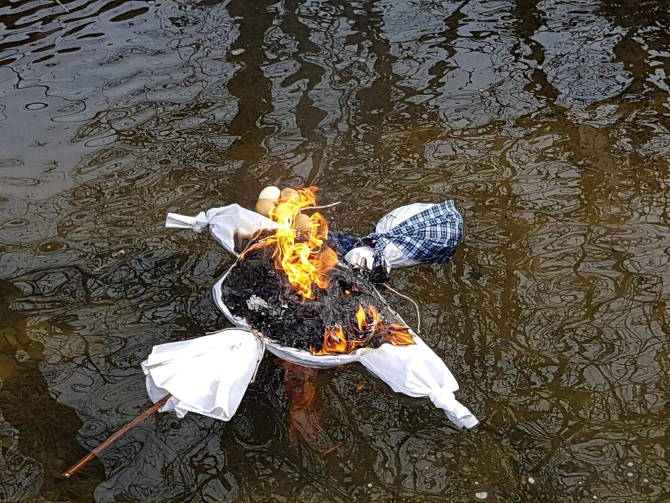 VYNÁŠENÍ  MORANY - 21