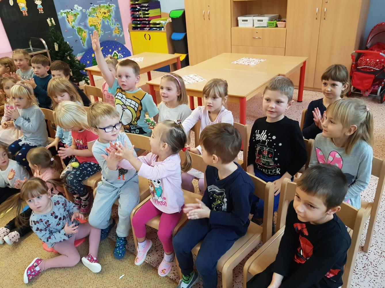 DIVADÉLKO U DVOU SLUNCÍ: ,,VÁNOČNÍ PŘÁNÍ" - 6