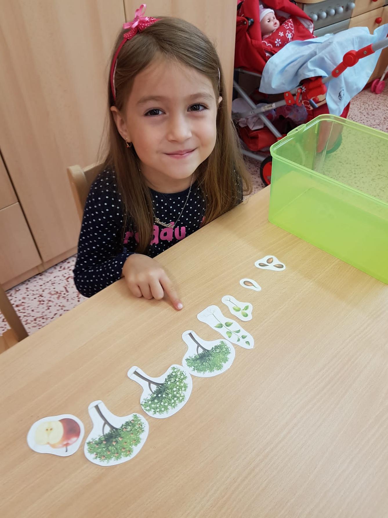 SOVIČKY: ,,ČAS JABLÍČKOVÉ VŮNĚ" - 14