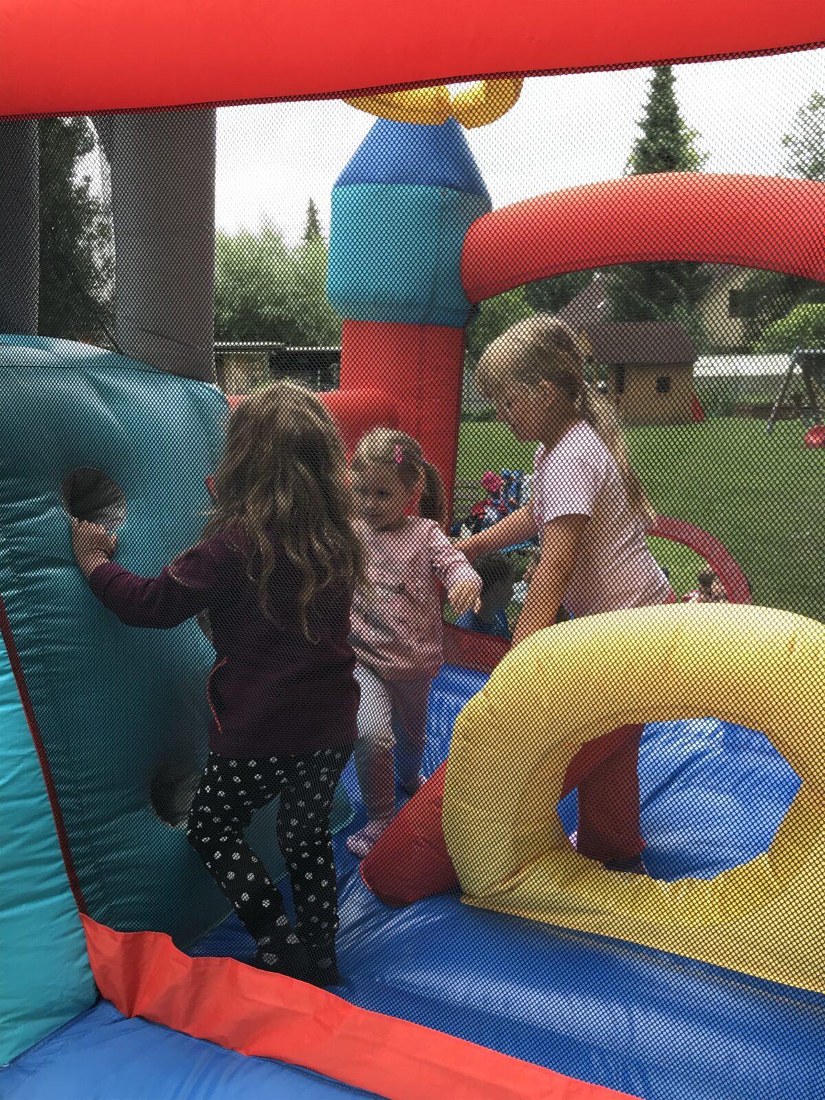 SLAVÍME: MAREČEK MÁ NAROZENINY - 26