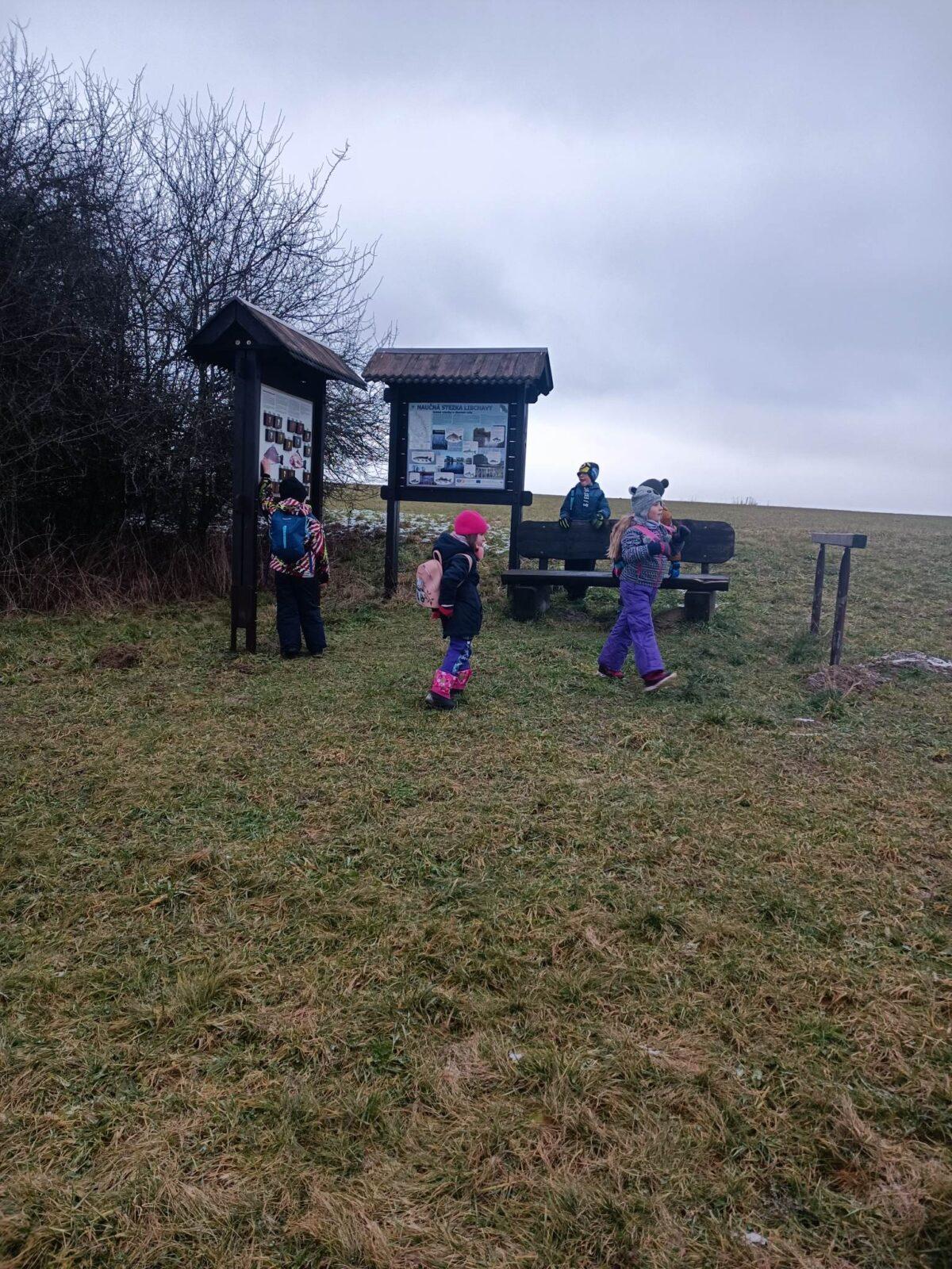 Výlet družinek po Naučné stezce - 5