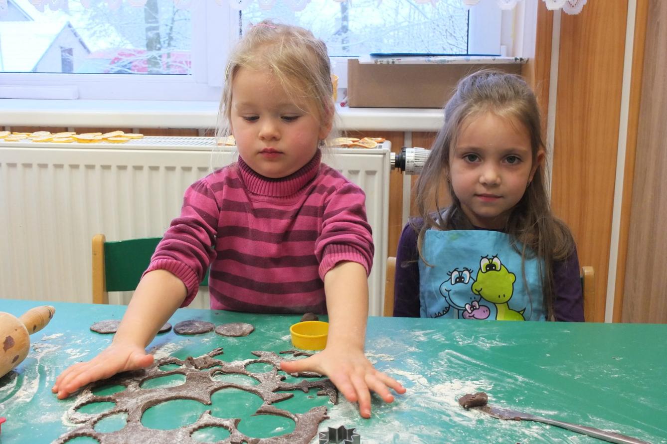 Pečení perníčků 2017 - 33