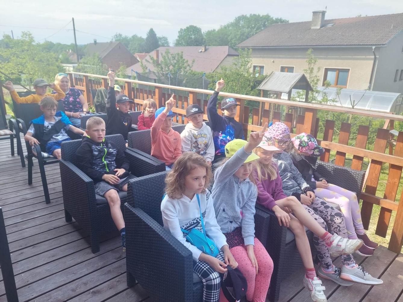 Návštěva prvňáků u včelaře - 24