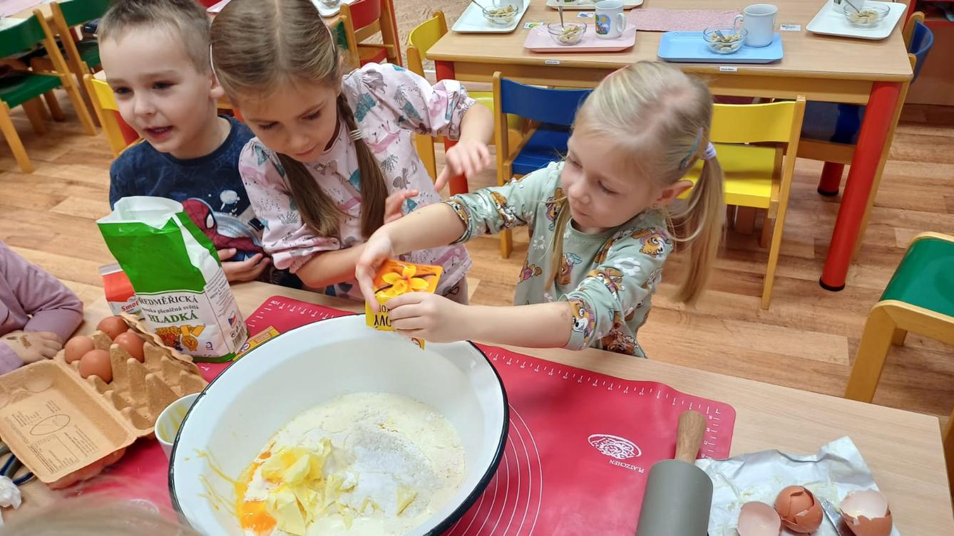 pečení svatomartinských rohlíčků - 4