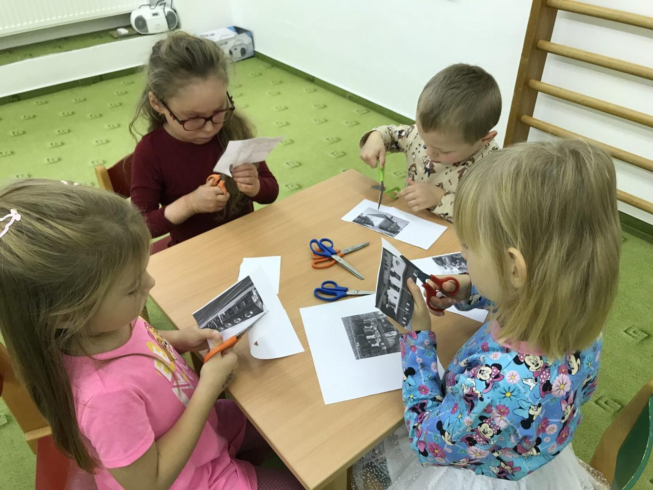 SOVIČKY: ,,KDE ŽIJEME" - 33