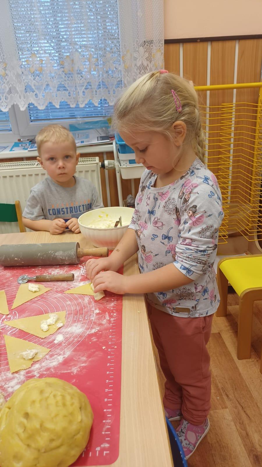 pečení svatomartinských rohlíčků - 6