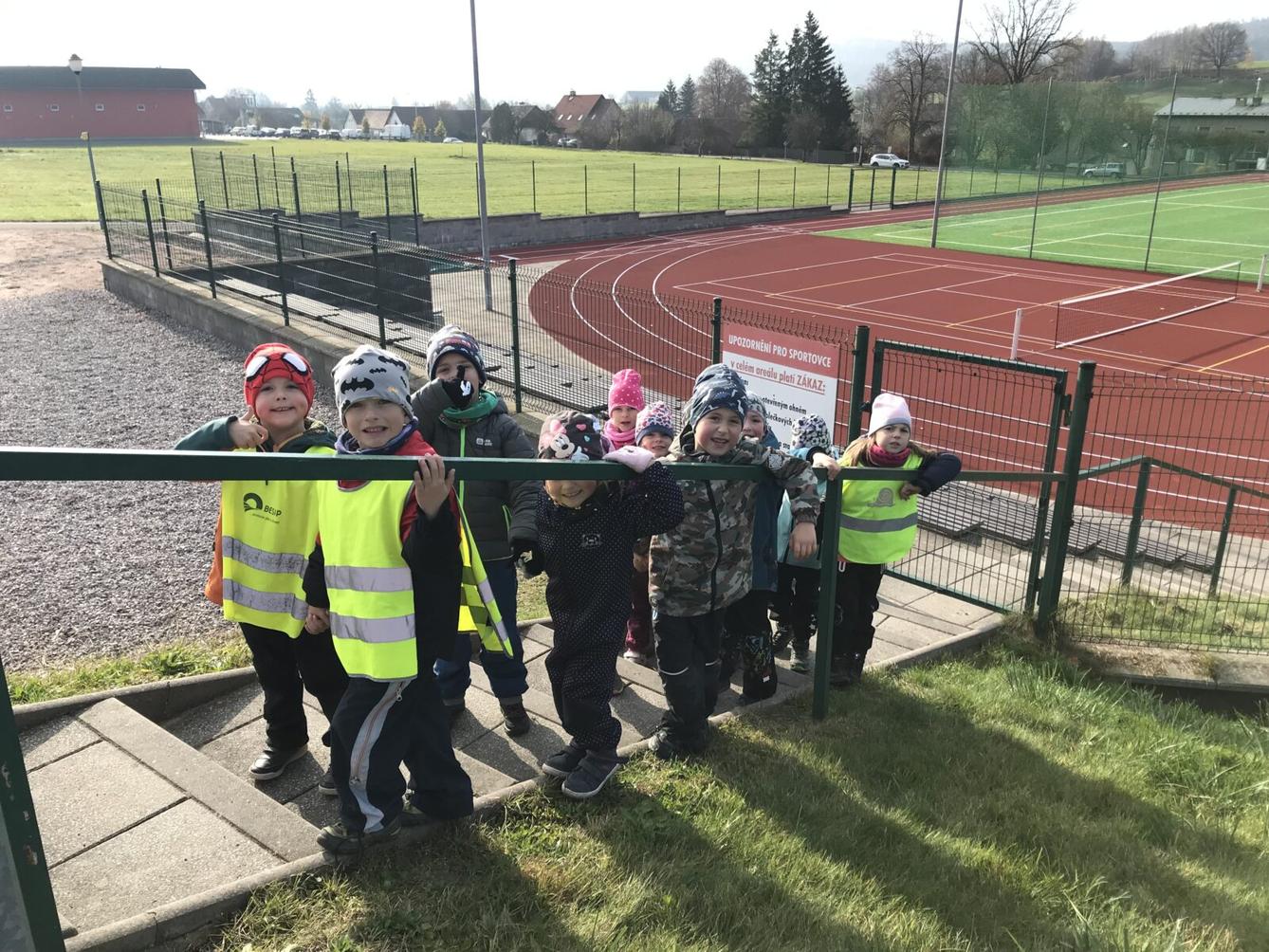 SOVIČKY: ,,KDE ŽIJEME" - 38