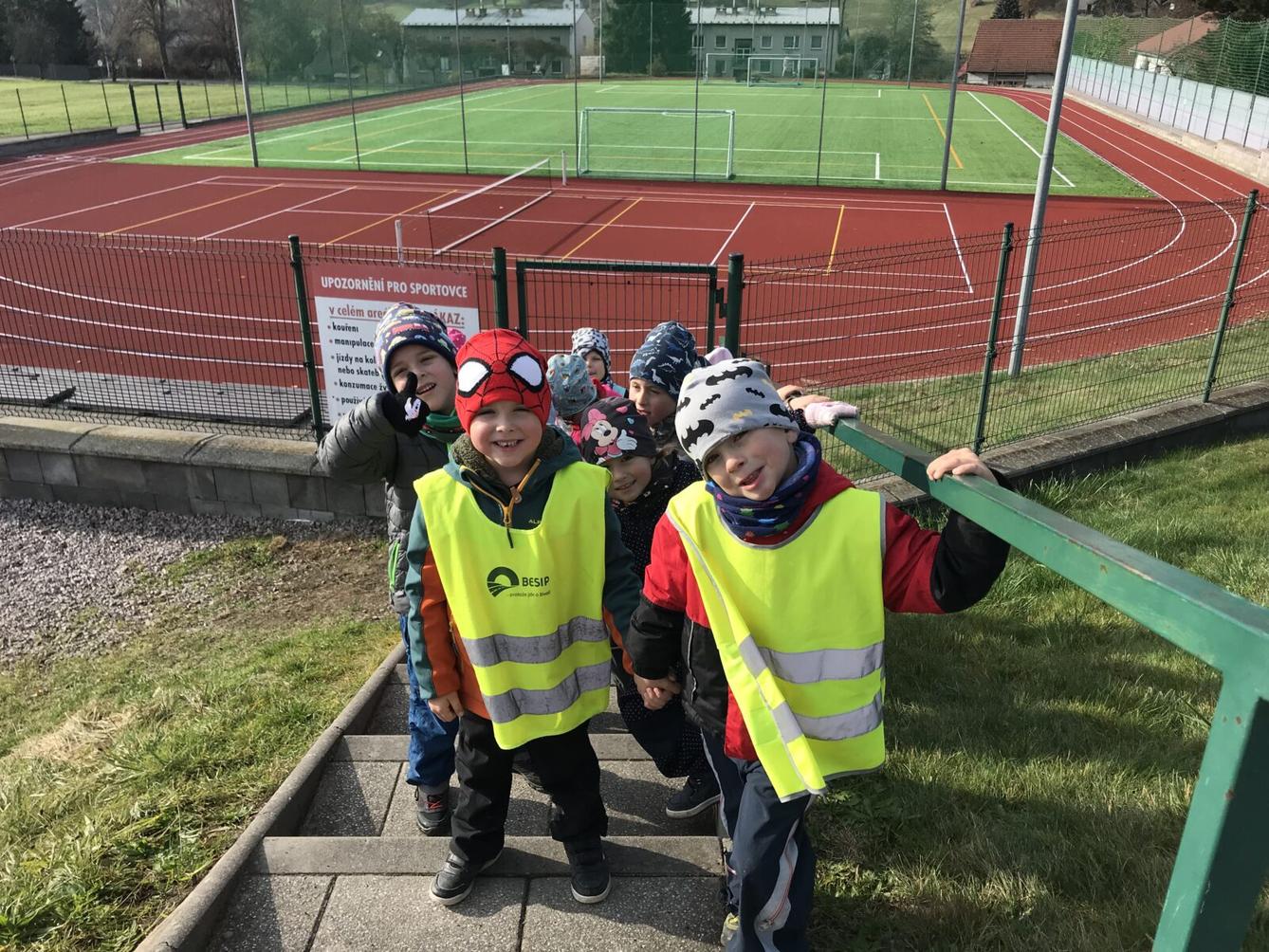 SOVIČKY: ,,KDE ŽIJEME" - 39