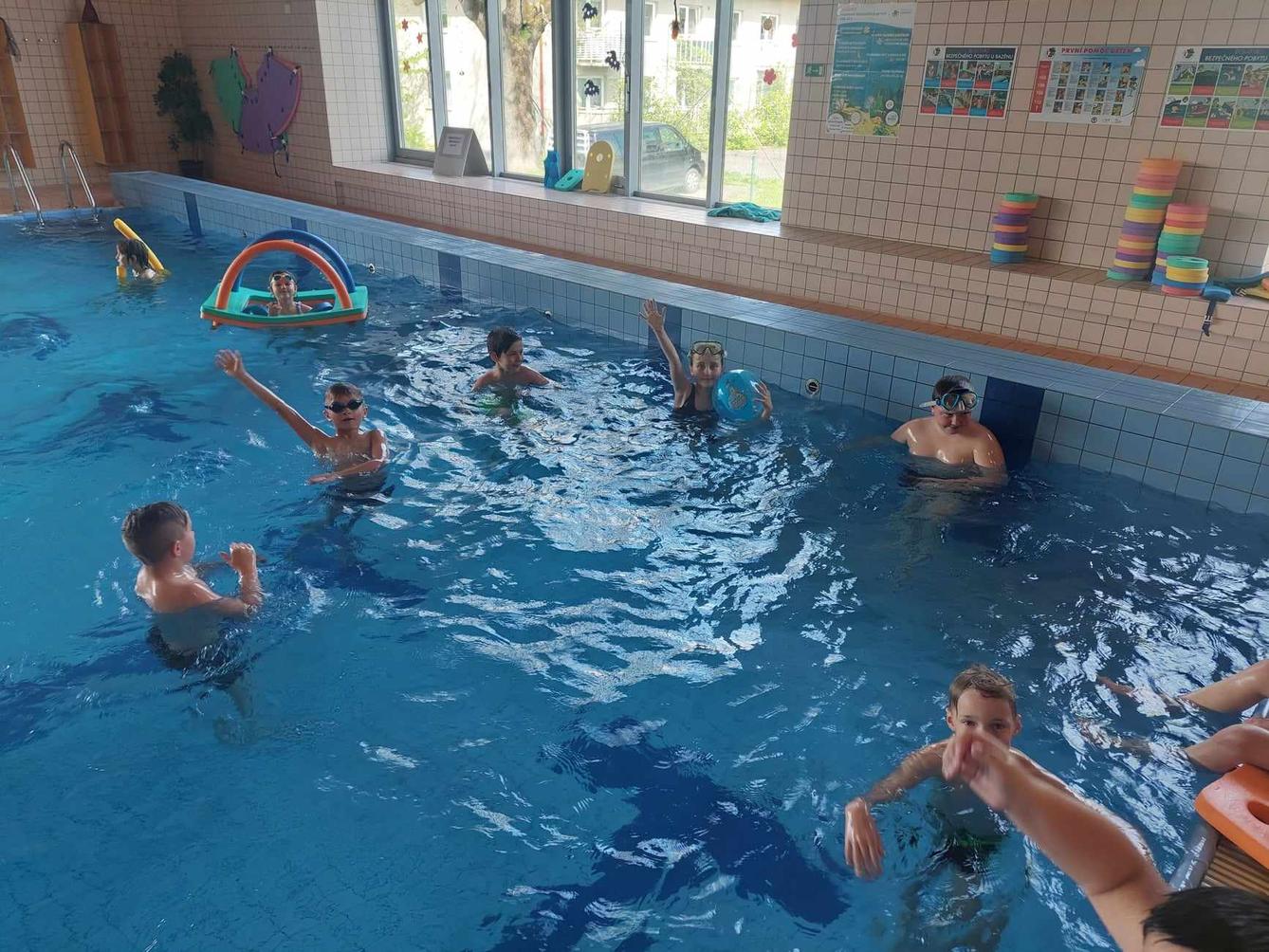 Poslední plavání 2.+3. třída - 17