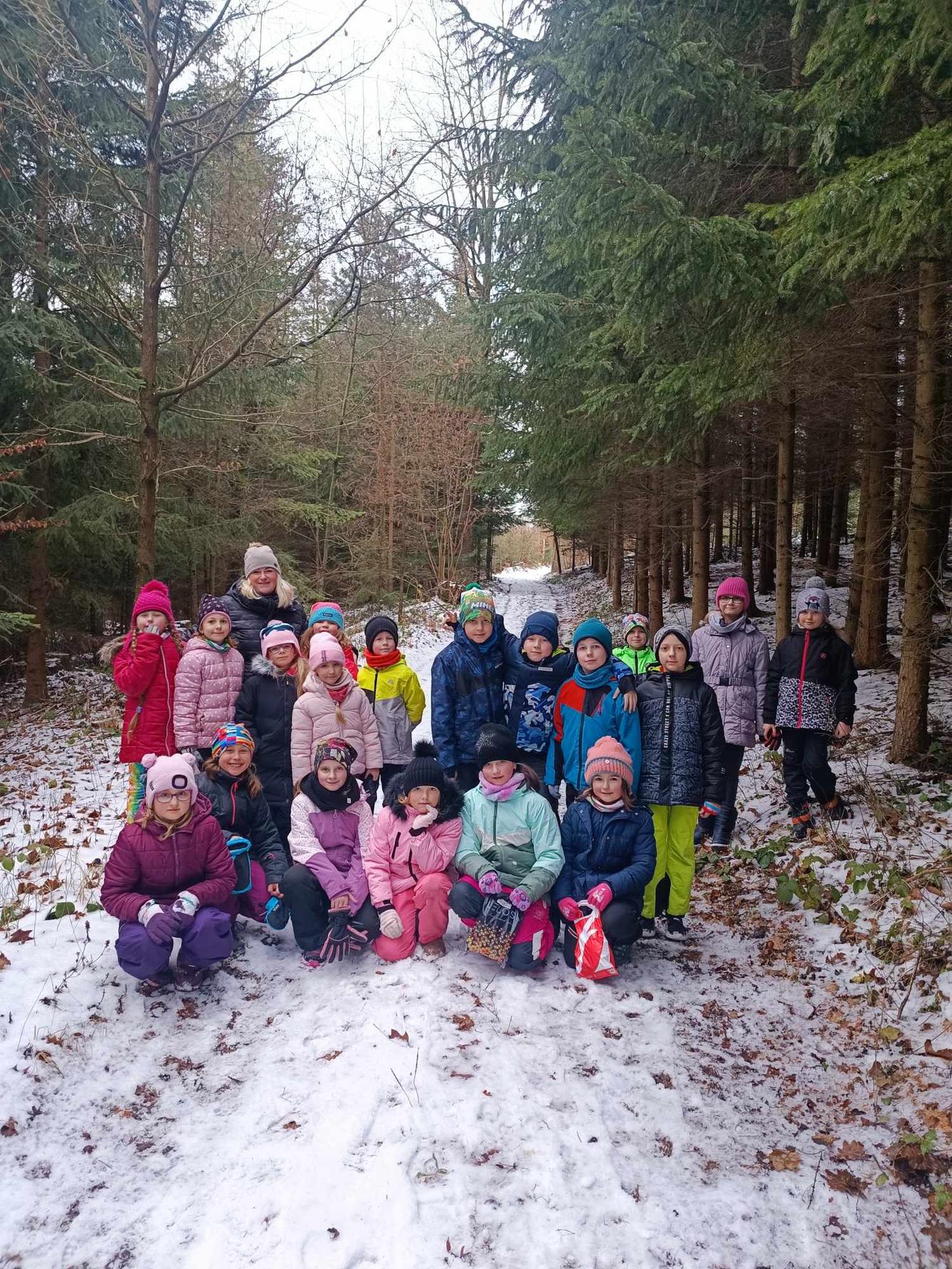 VZCHÁZKA K LESU - DRUŽINKA - 11