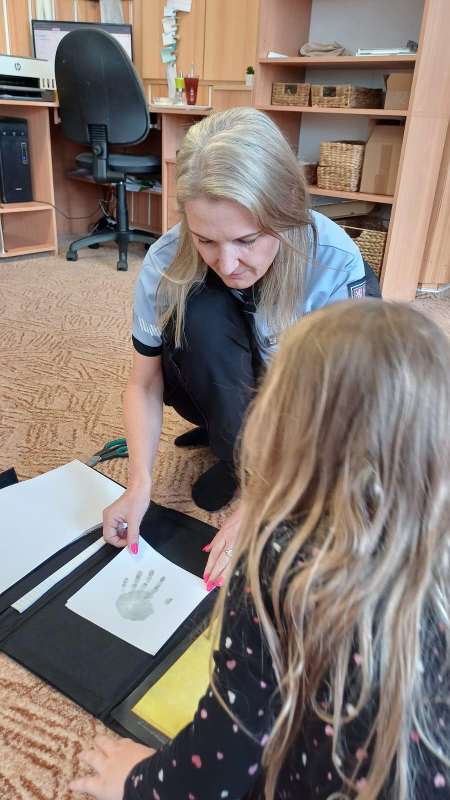 návštěva policie - 8