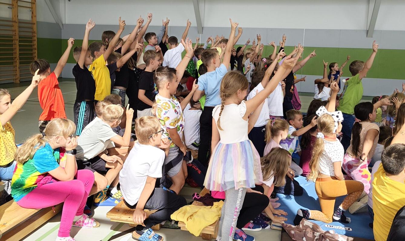 8. 9. Divadélko pro školy, I. stupeň - 6