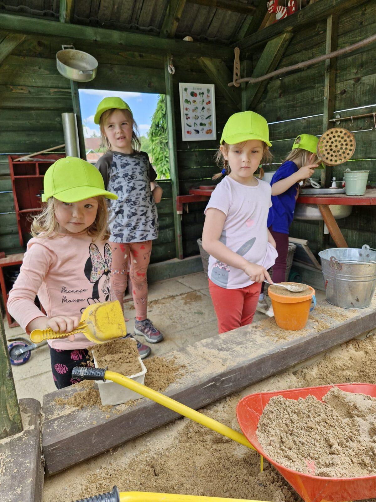 VÝLET NA BABIČČIN STATEK - 71