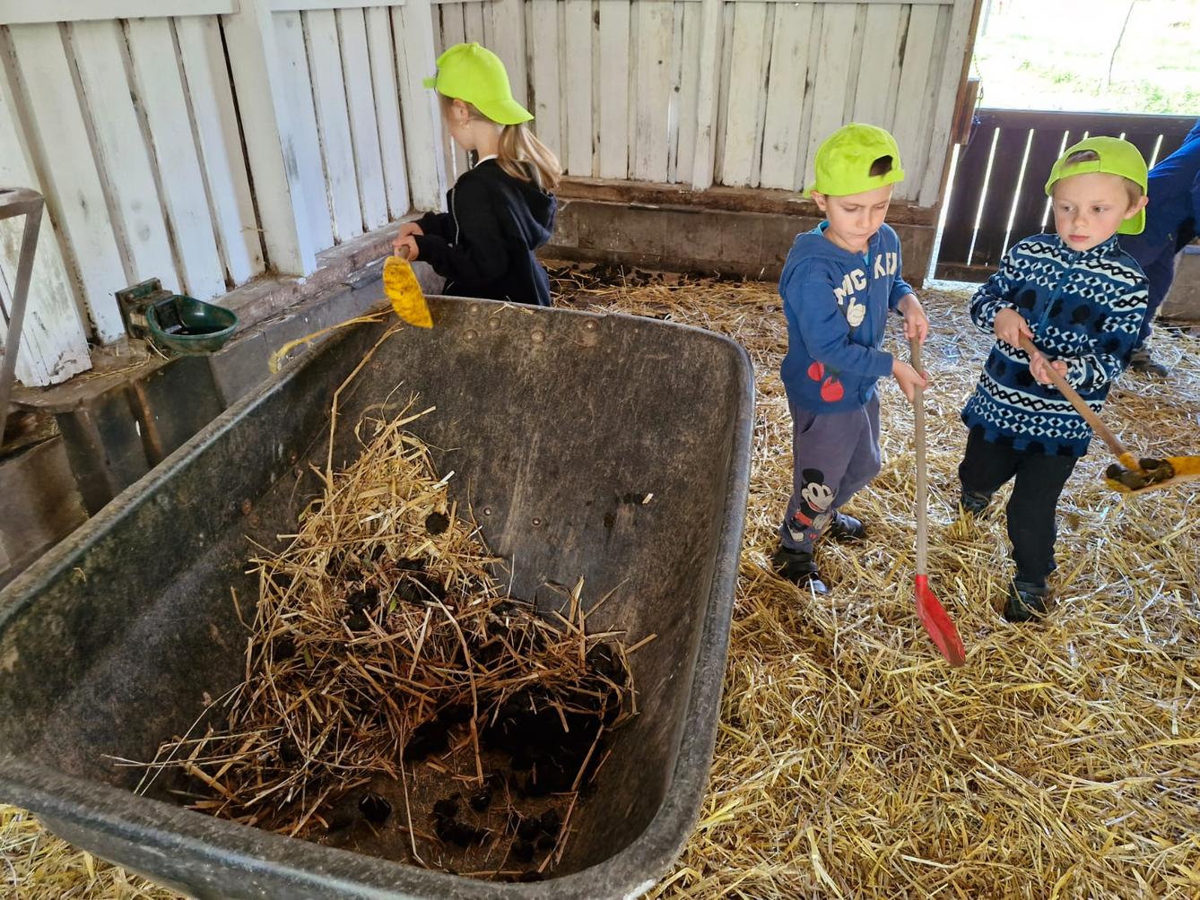 VÝLET NA BABIČČIN STATEK - 83