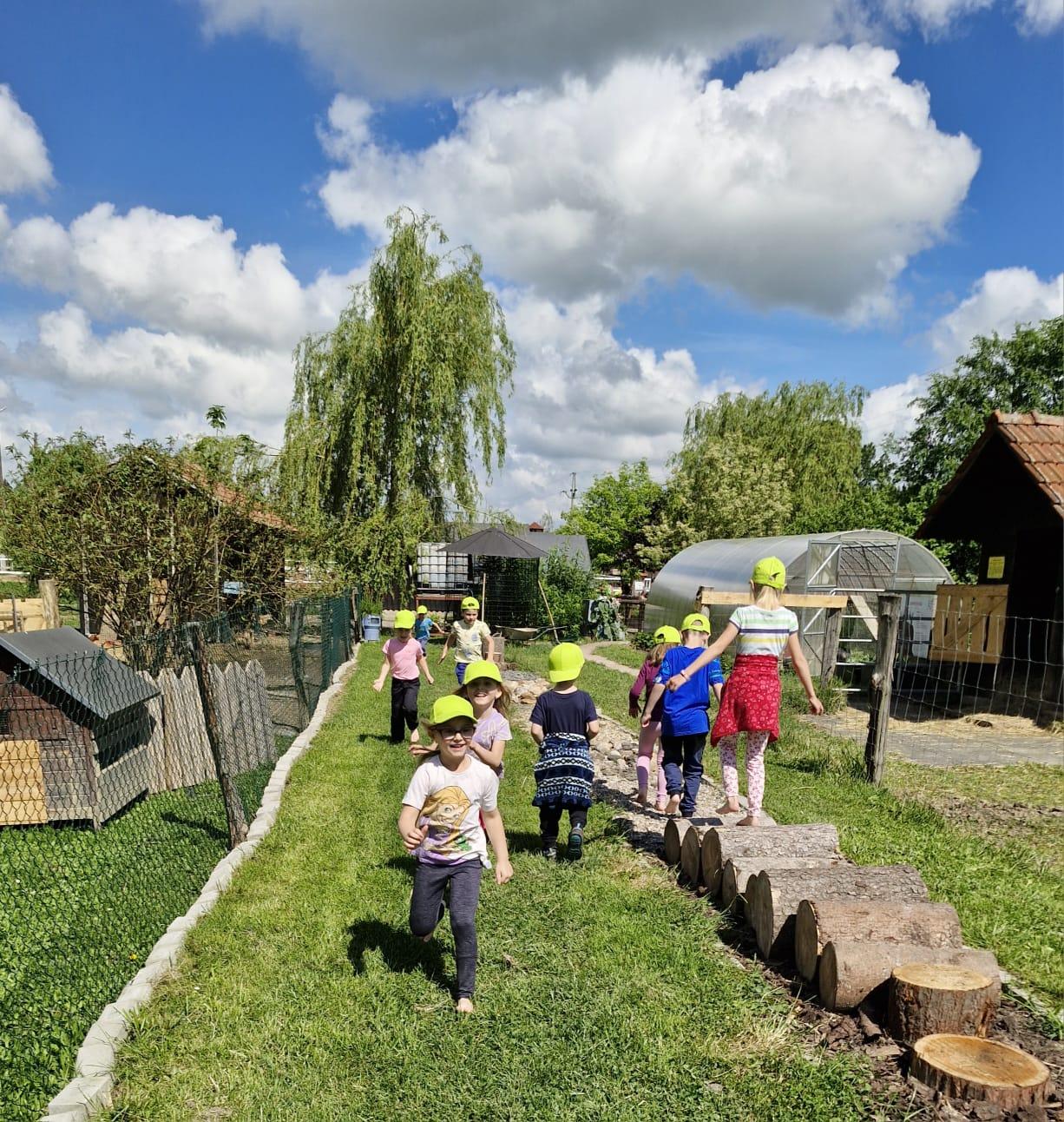 VÝLET NA BABIČČIN STATEK - 86