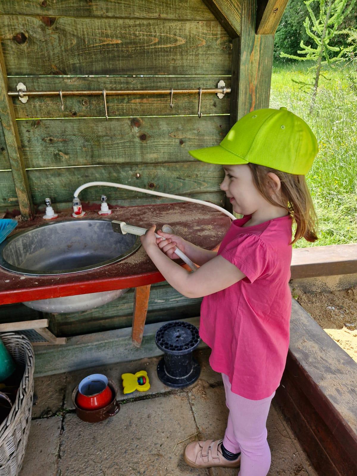 VÝLET NA BABIČČIN STATEK - 89
