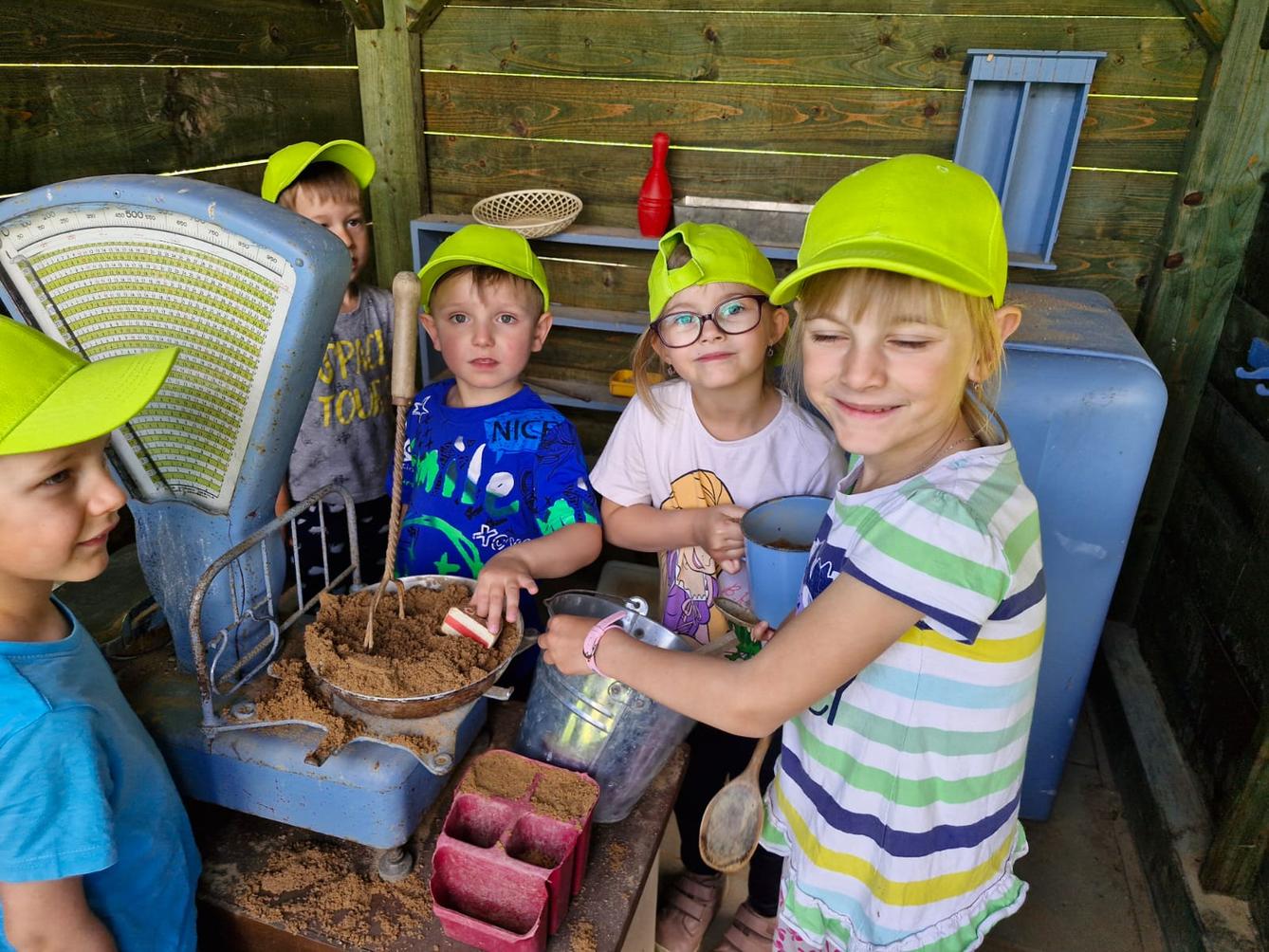 VÝLET NA BABIČČIN STATEK - 90