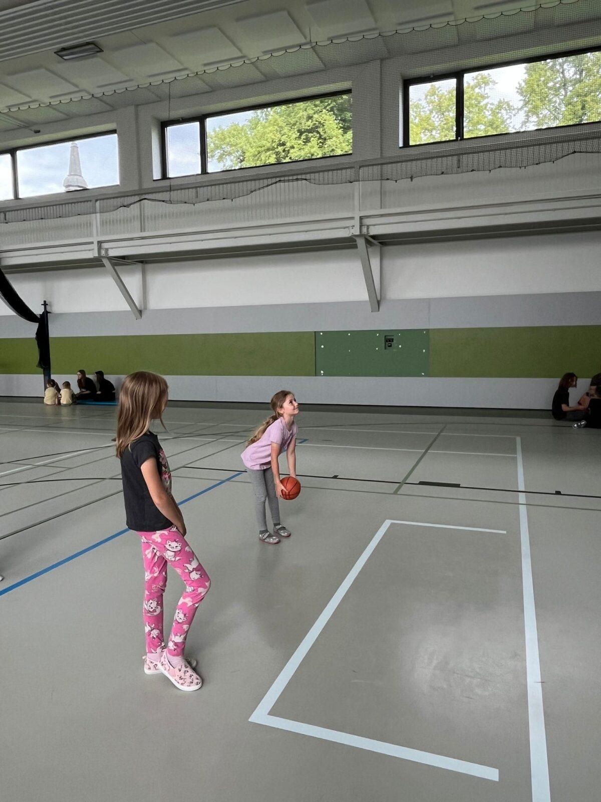 den pro předškoláky s deváťáky - 9