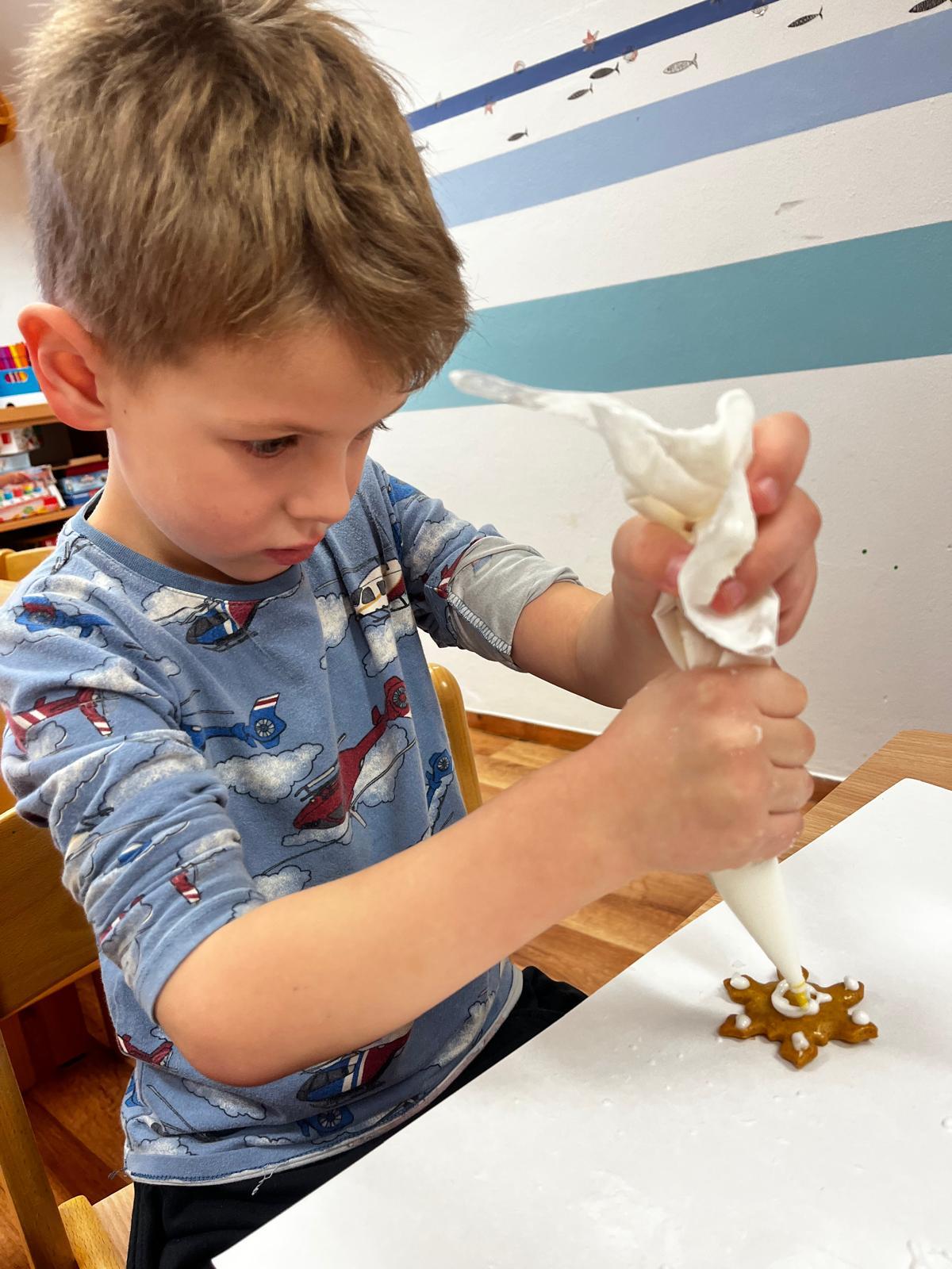 zdobení perníčků - 8