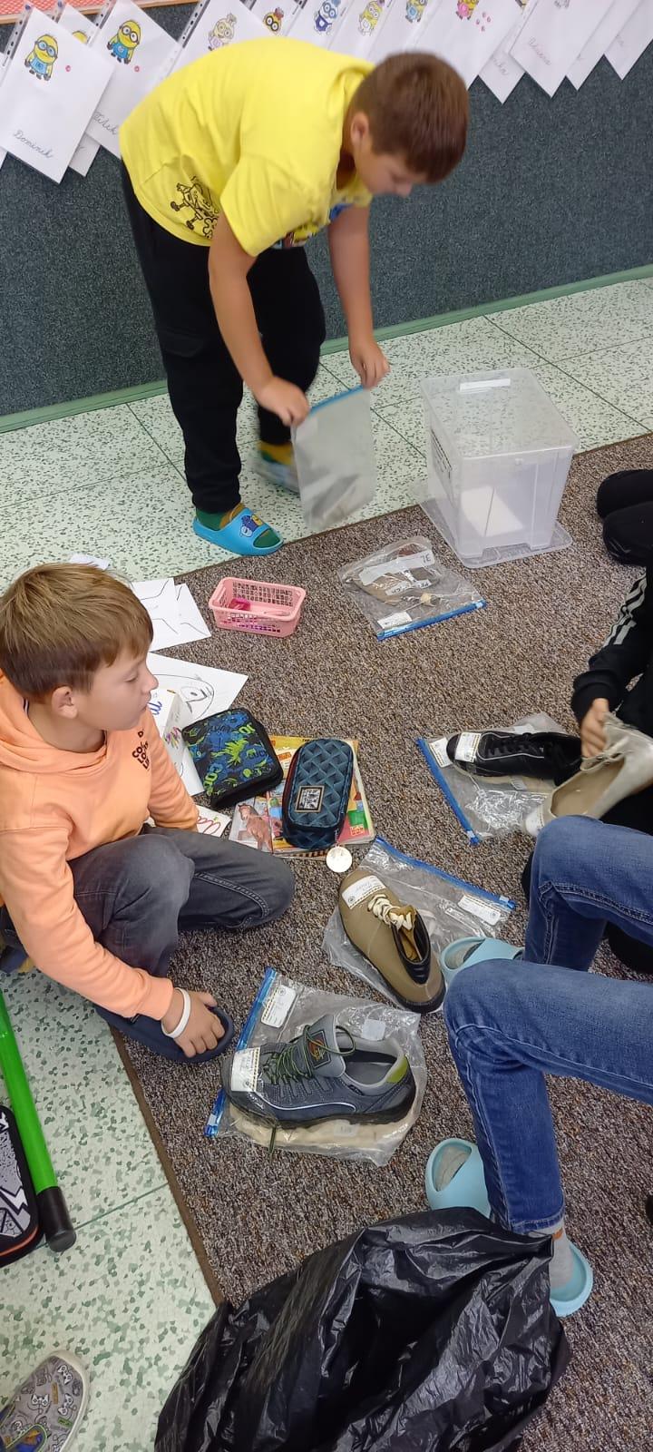 Detektivové ze IV. třídy - 9