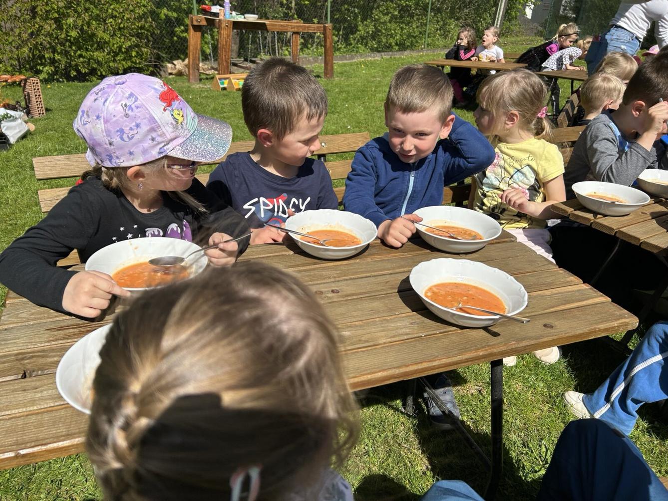 ČARODĚJNICKÝ REJ - 33